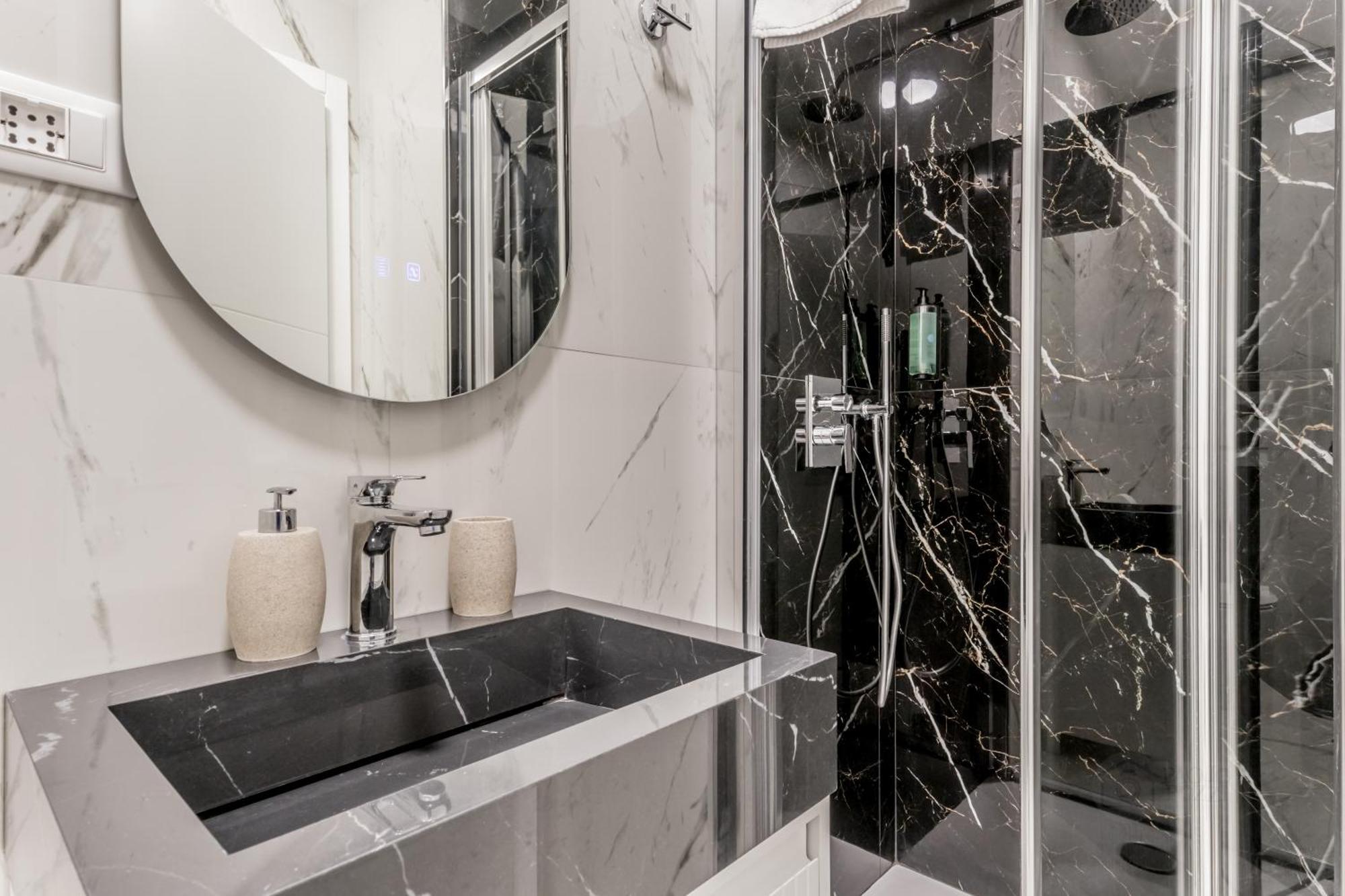 Coliseum Sweet Guest House Rzym Zewnętrze zdjęcie